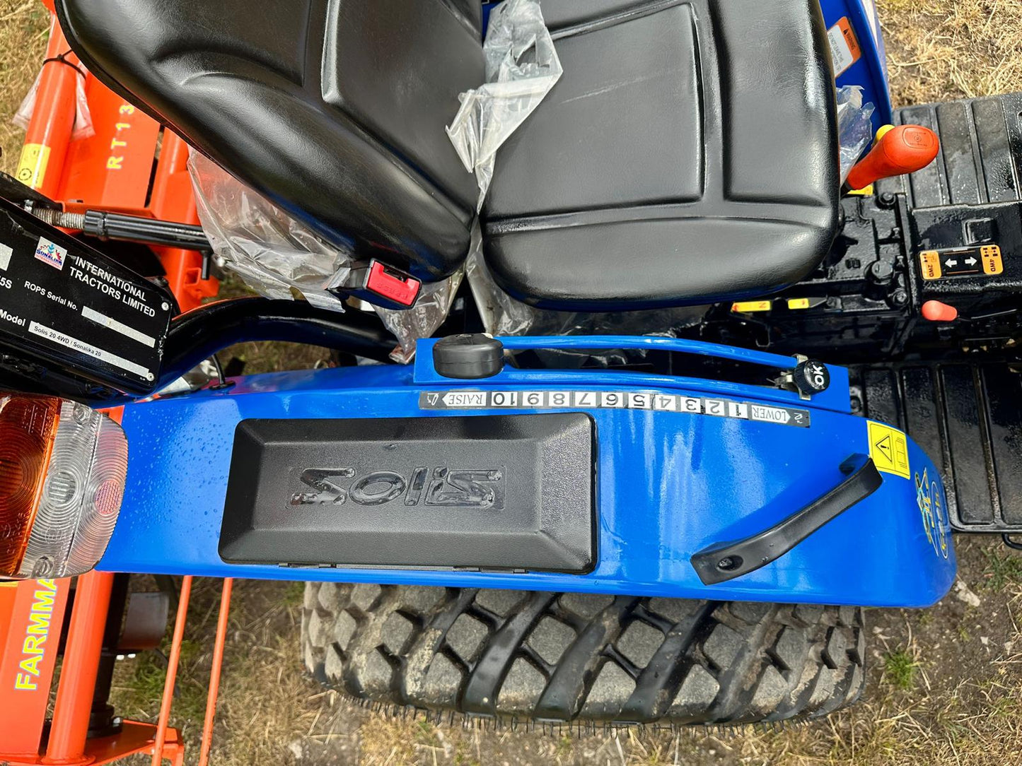 NEW/UNUSED SOLIS 20 4WD COMPACT TRACTOR WITH FARM MASTER RT135 ROTAVATOR BUNDLE!