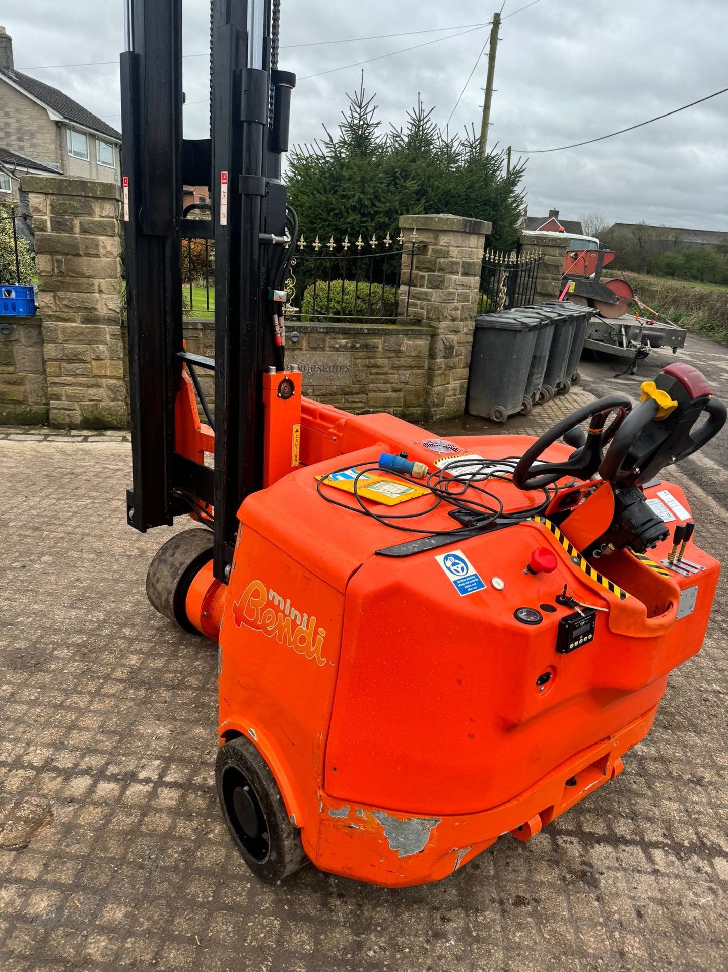 2018 BENDI AISLE MASTER MINI FORKLIFT TRUCK