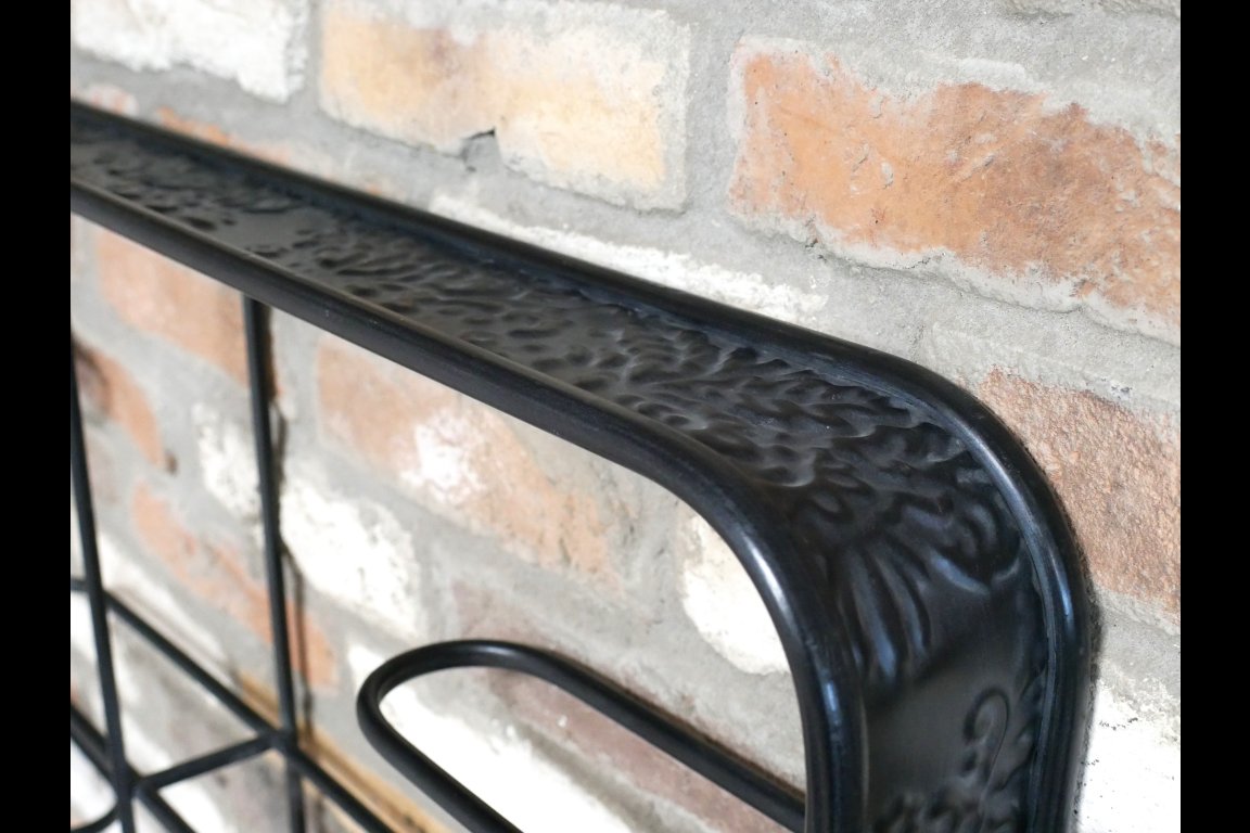 Wine Bottle Holder