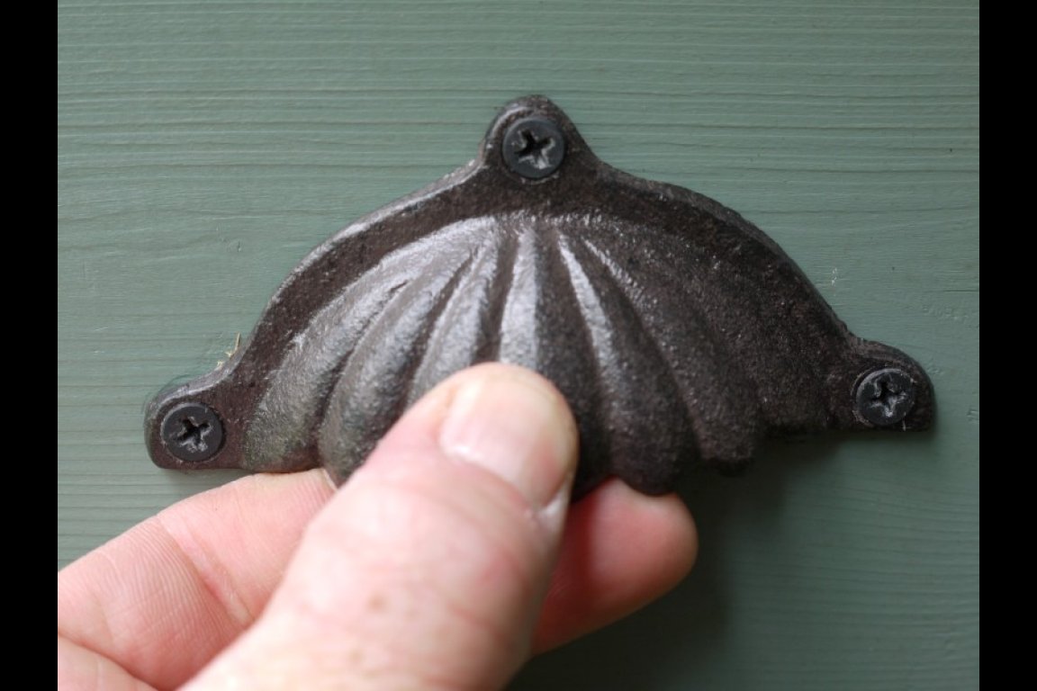 Handle