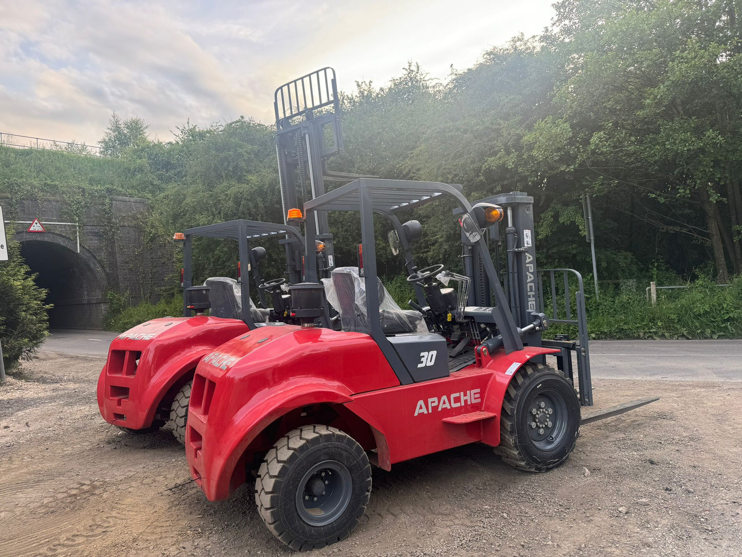 NEW/UNUSED 2024 APACHE FR30 3 TON DIESEL ROUGH TERRAIN FORKLIFT