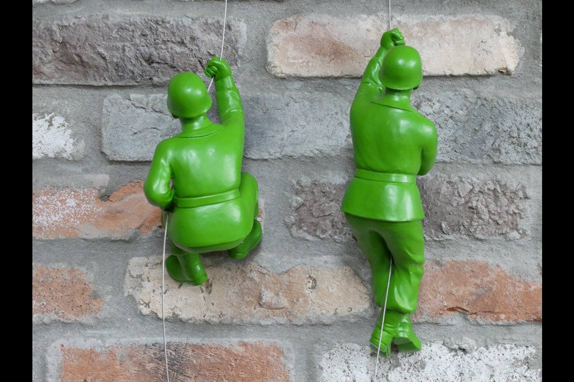 Set Of 2 Hanging Toy Soldiers