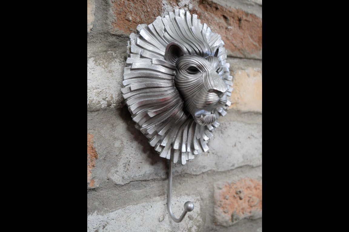 Lion Hook