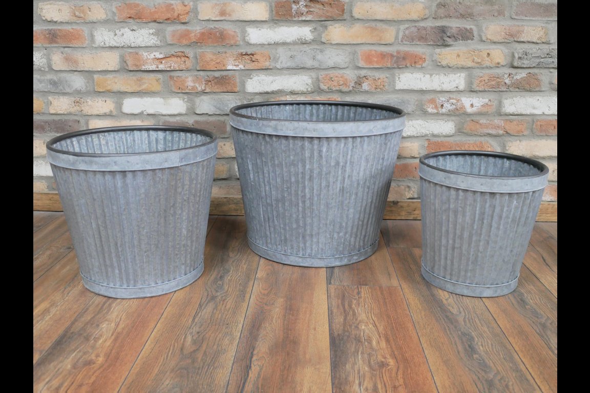 Set Of 3 Tubs