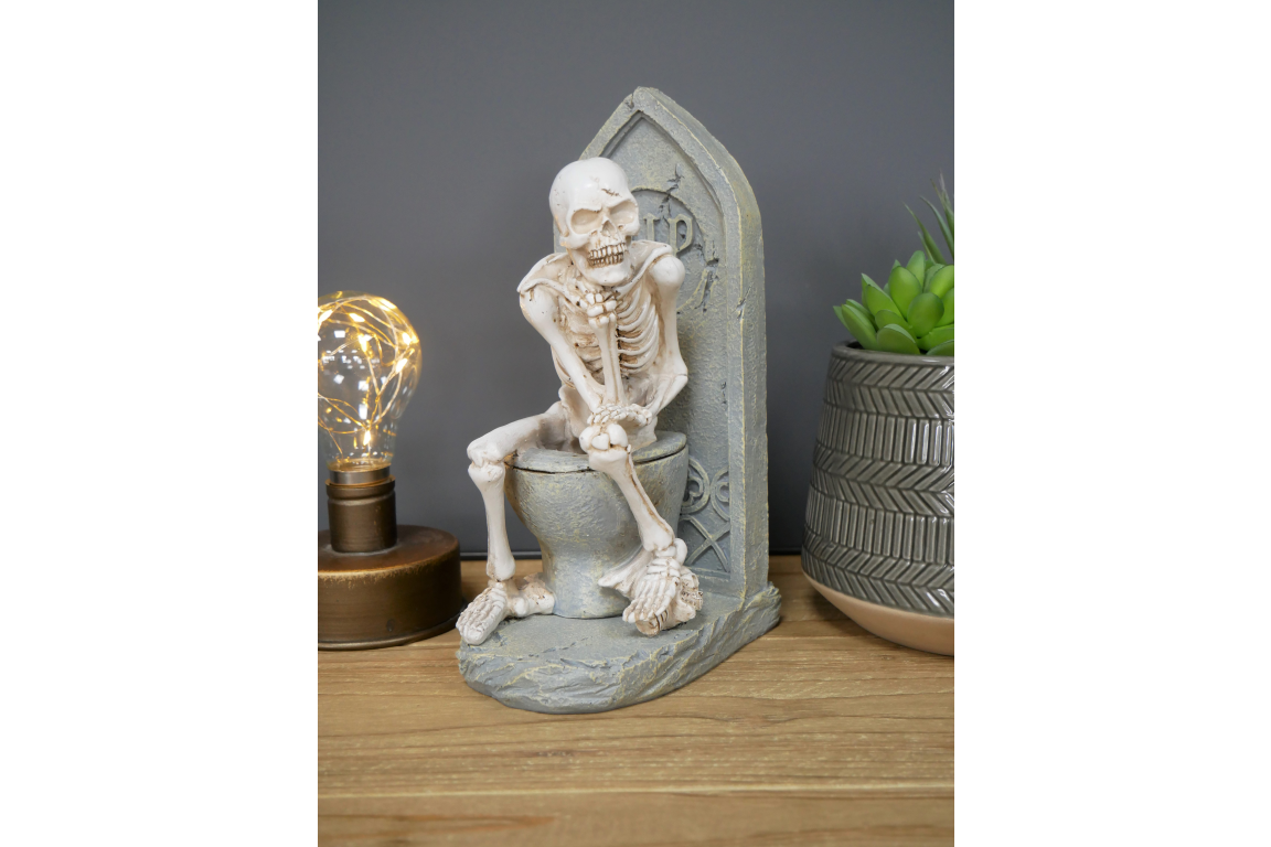Skeleton On The Loo