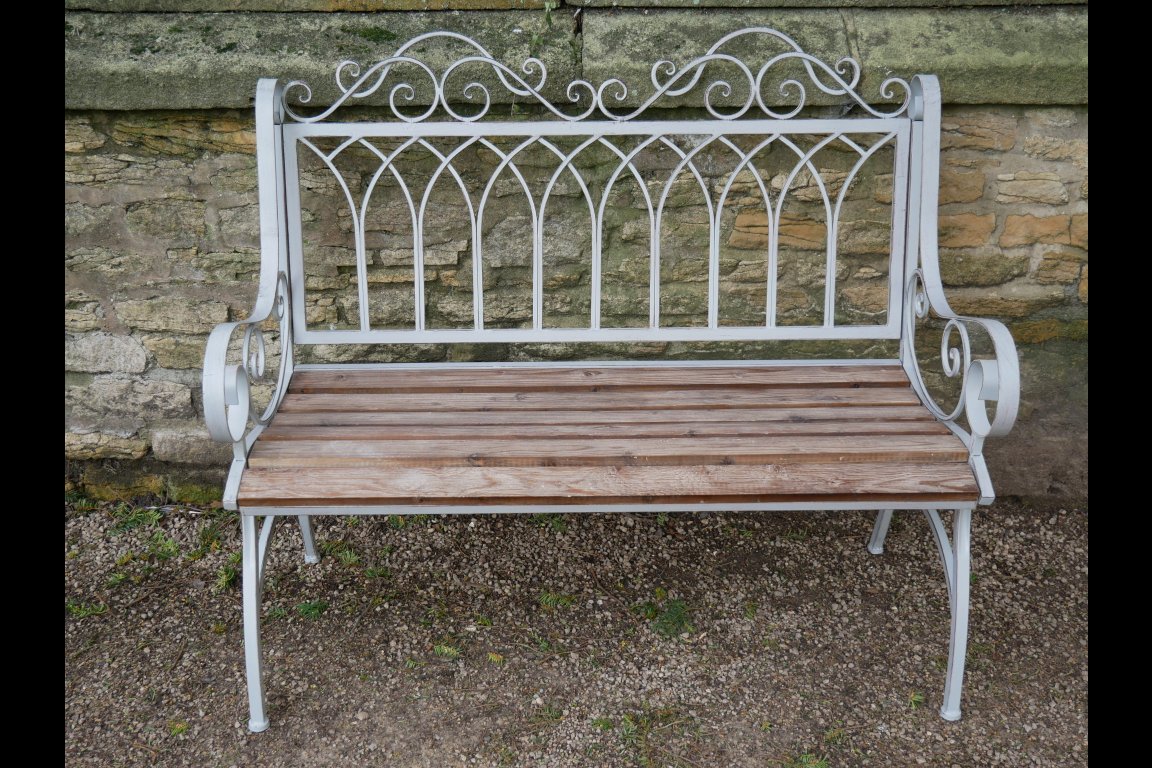 Lincoln Bench