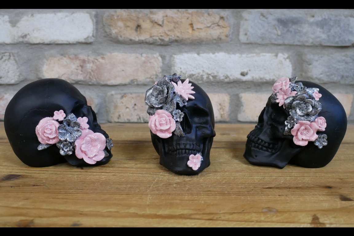 Set Of 3 Skulls