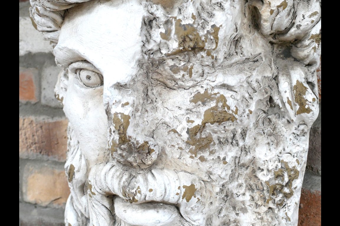 Face Wall Decoration