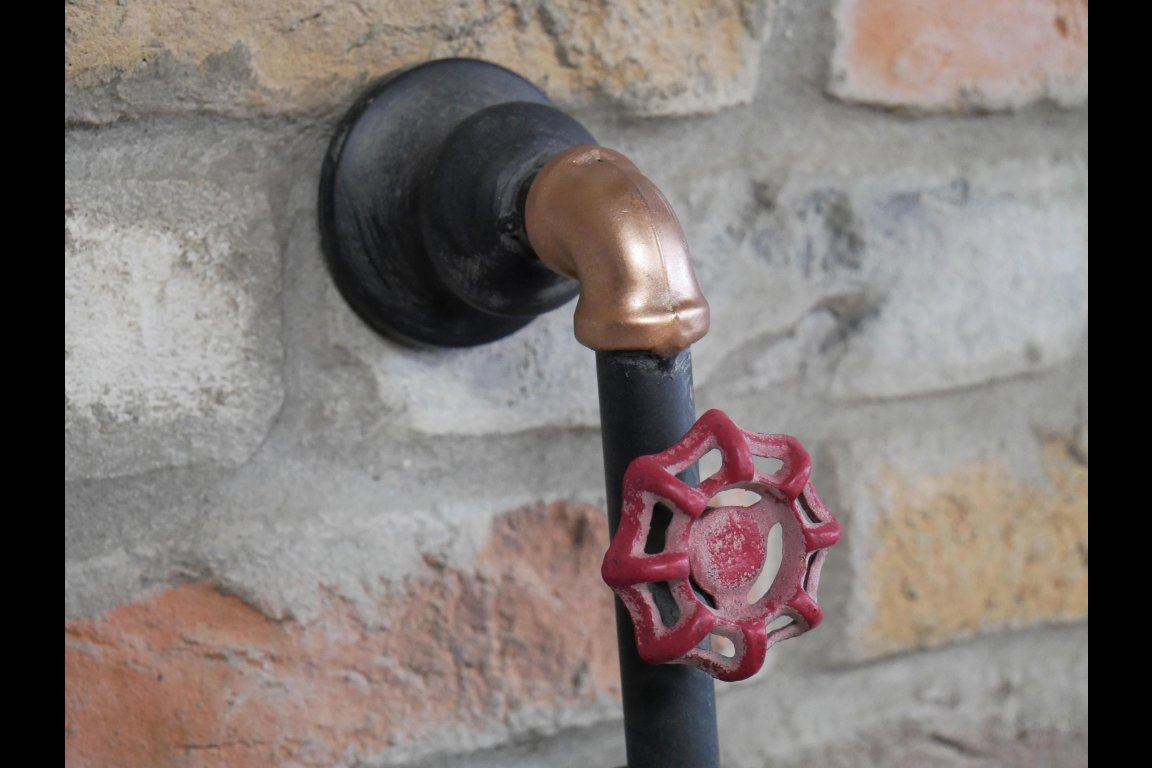 Pipe Clock