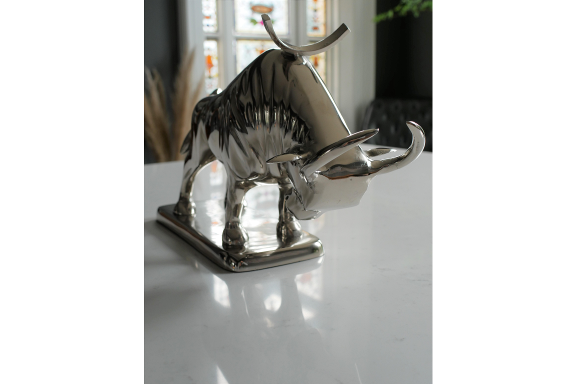 Bull Bottle Holder With Base