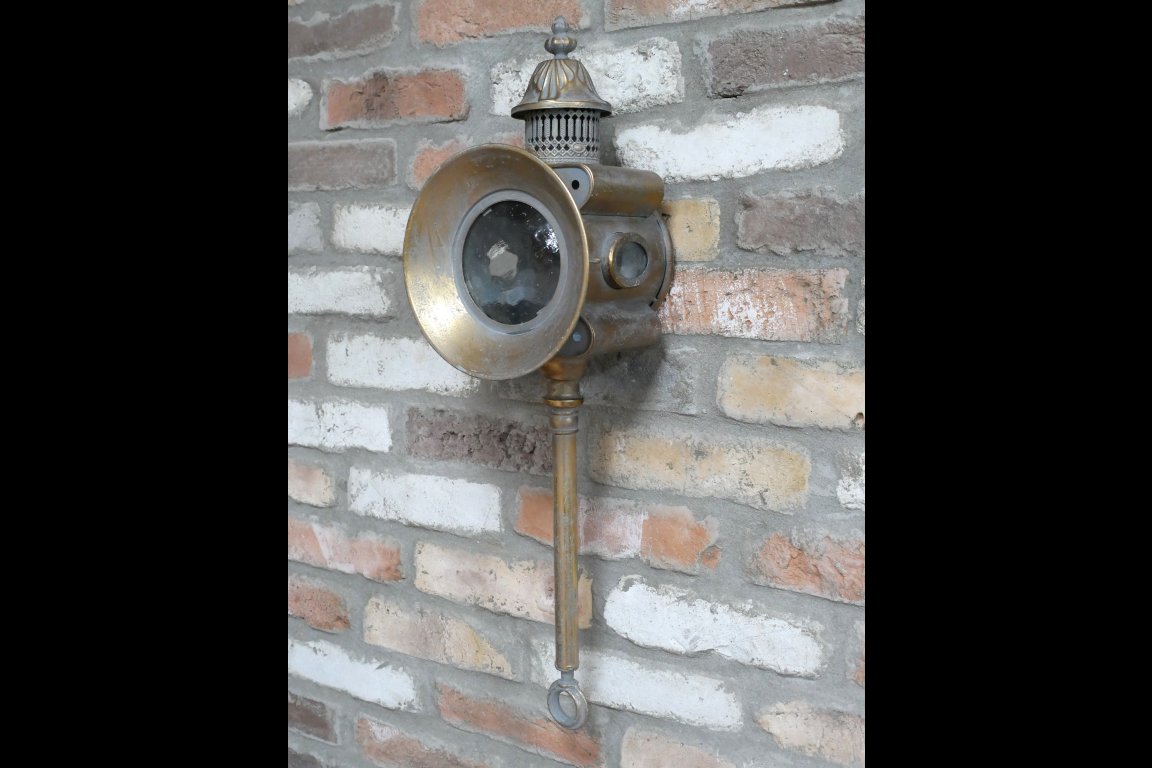 Wall Lantern