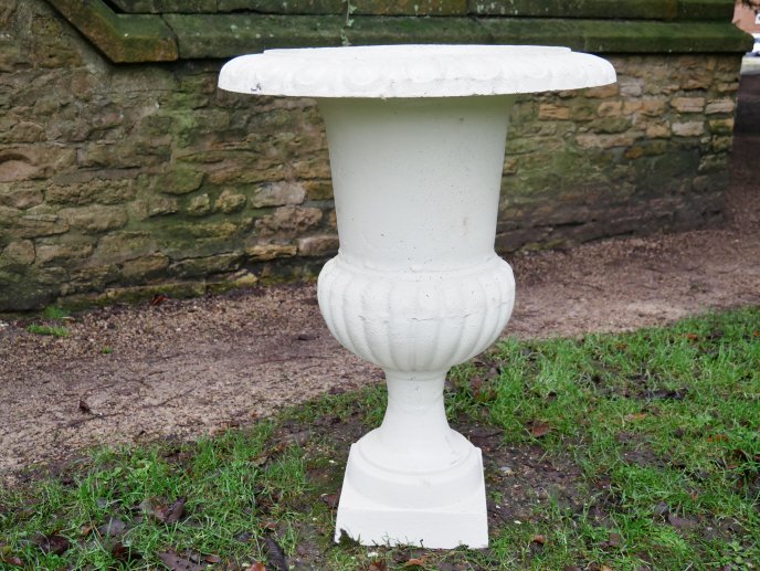 C1 Urn No Base O/W Finish