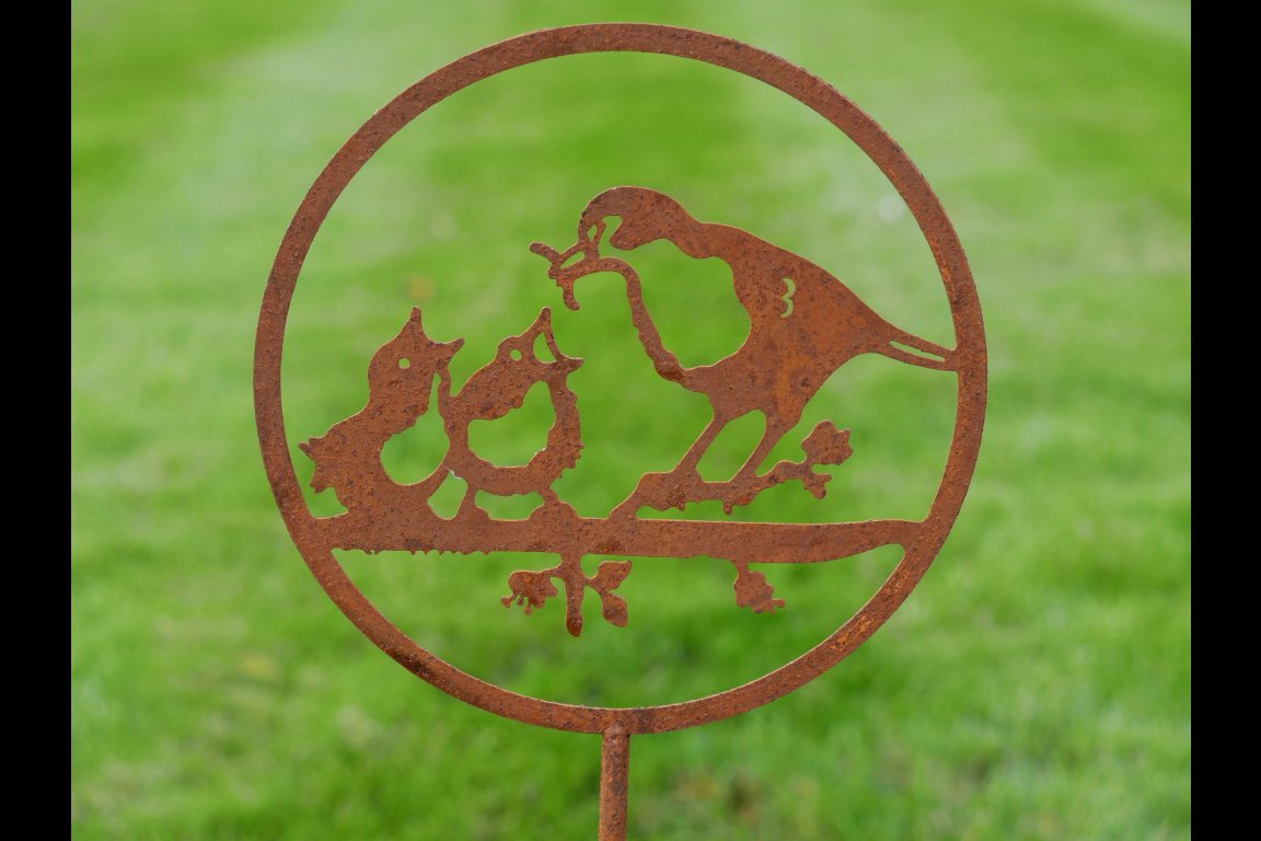 Rusty Birds Stake
