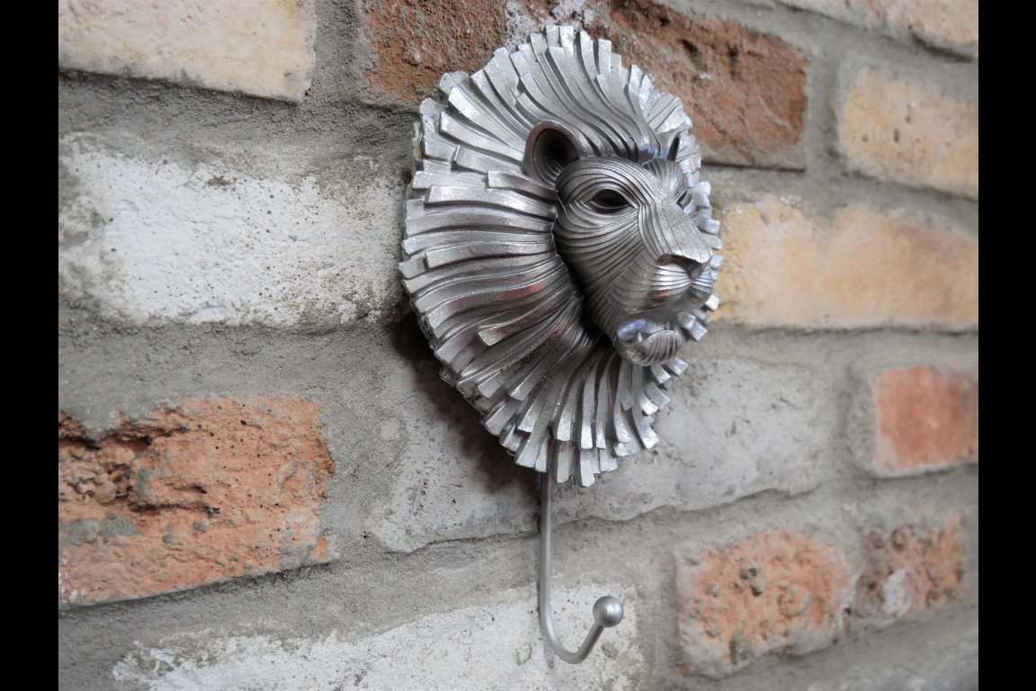 Lion Hook