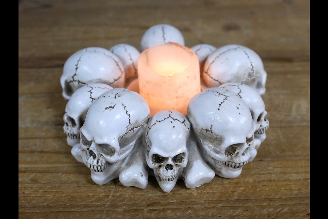 Skulls Candle Holder