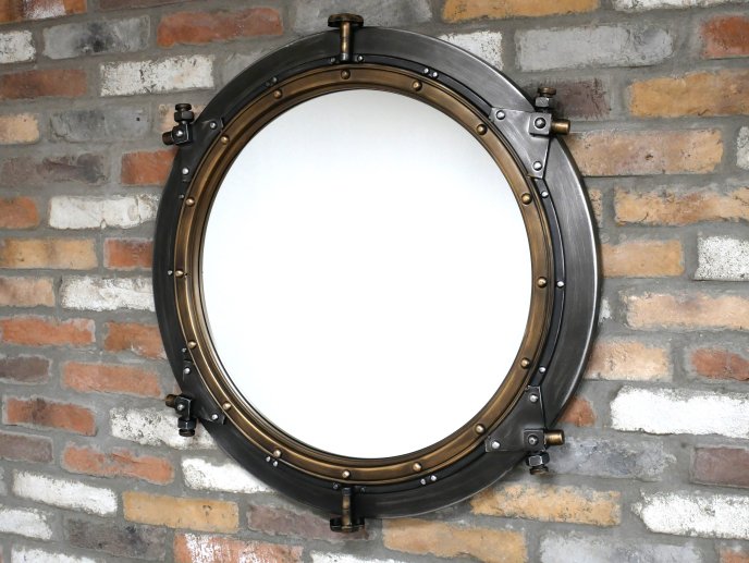 Circle Mirror