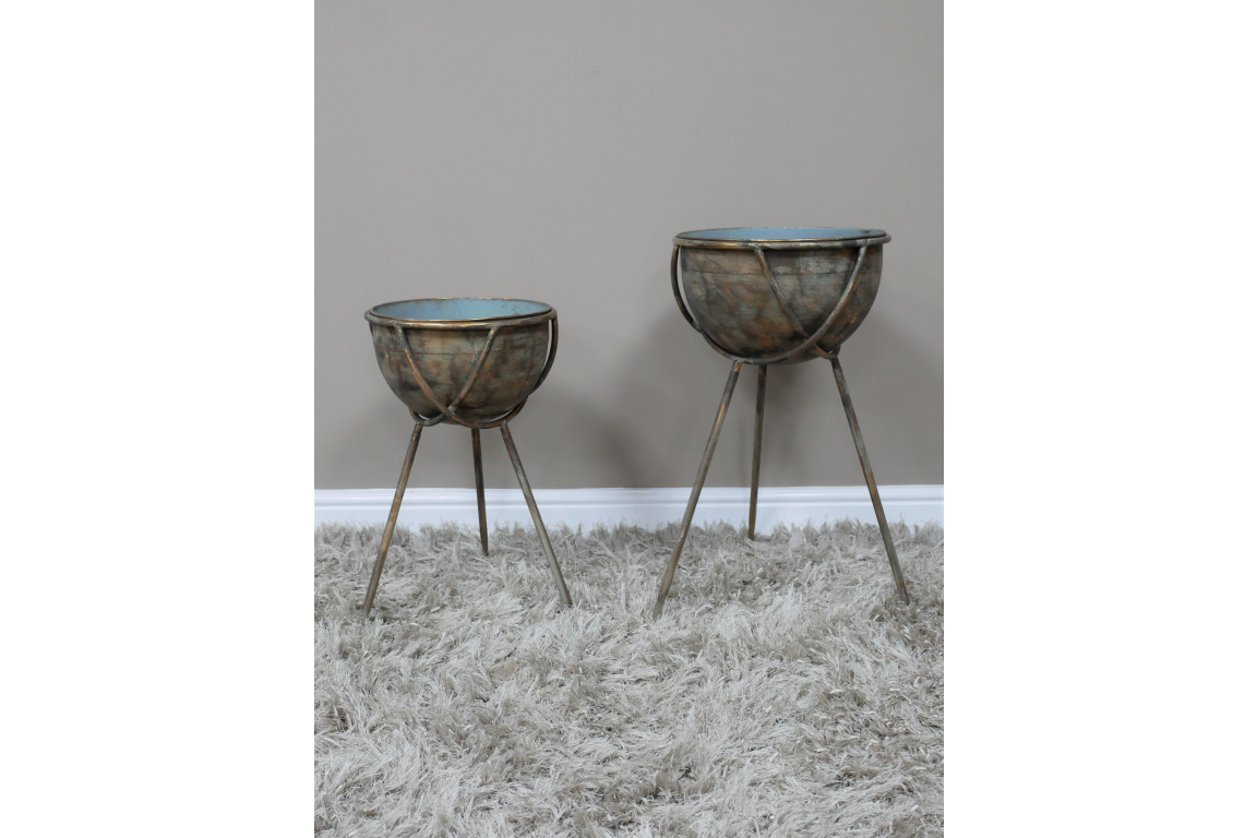 Set Of Two Planters