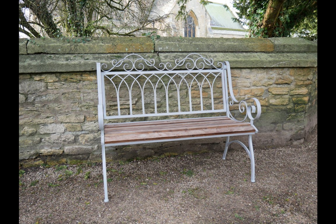 Lincoln Bench