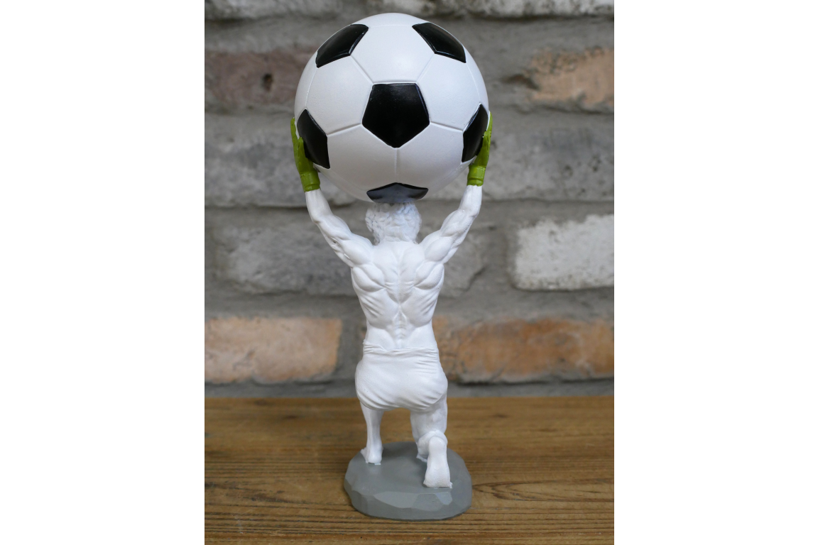 Atlas At The Pitch