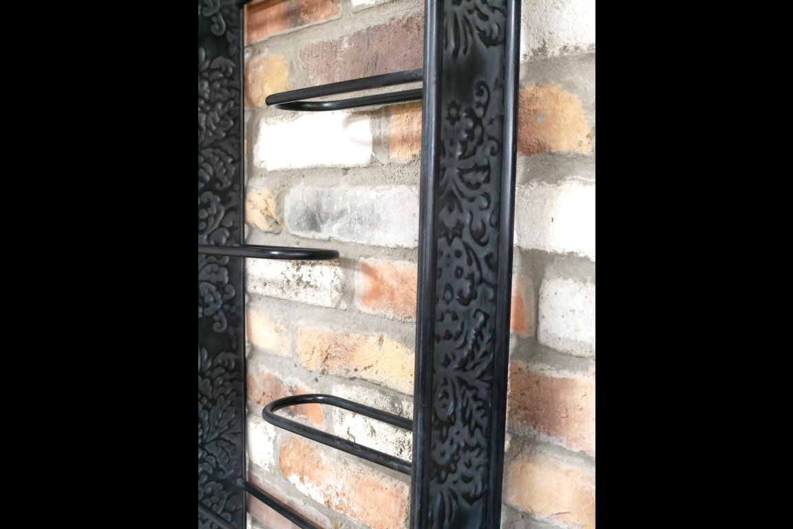 Wine Bottle Holder