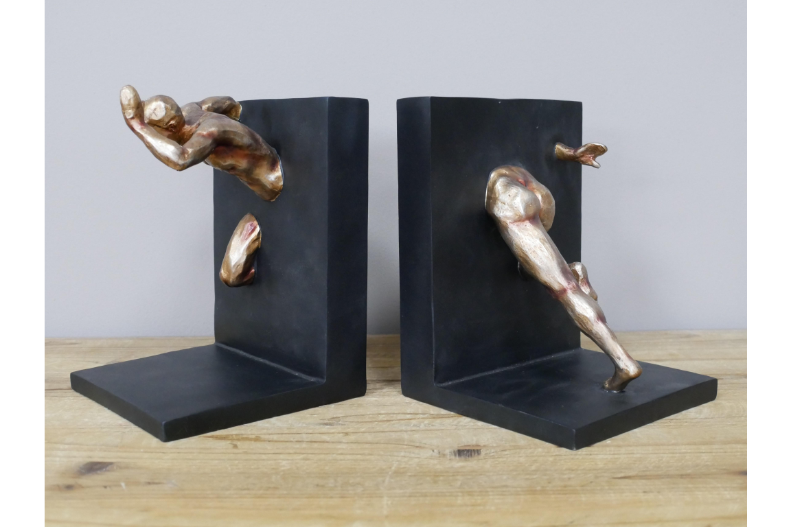 Running Bookends
