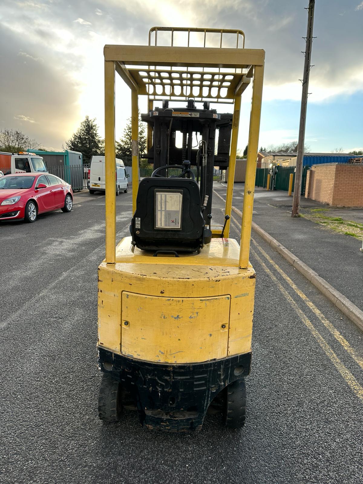 1996 Hyster E125XL 1.25 ton Forklift