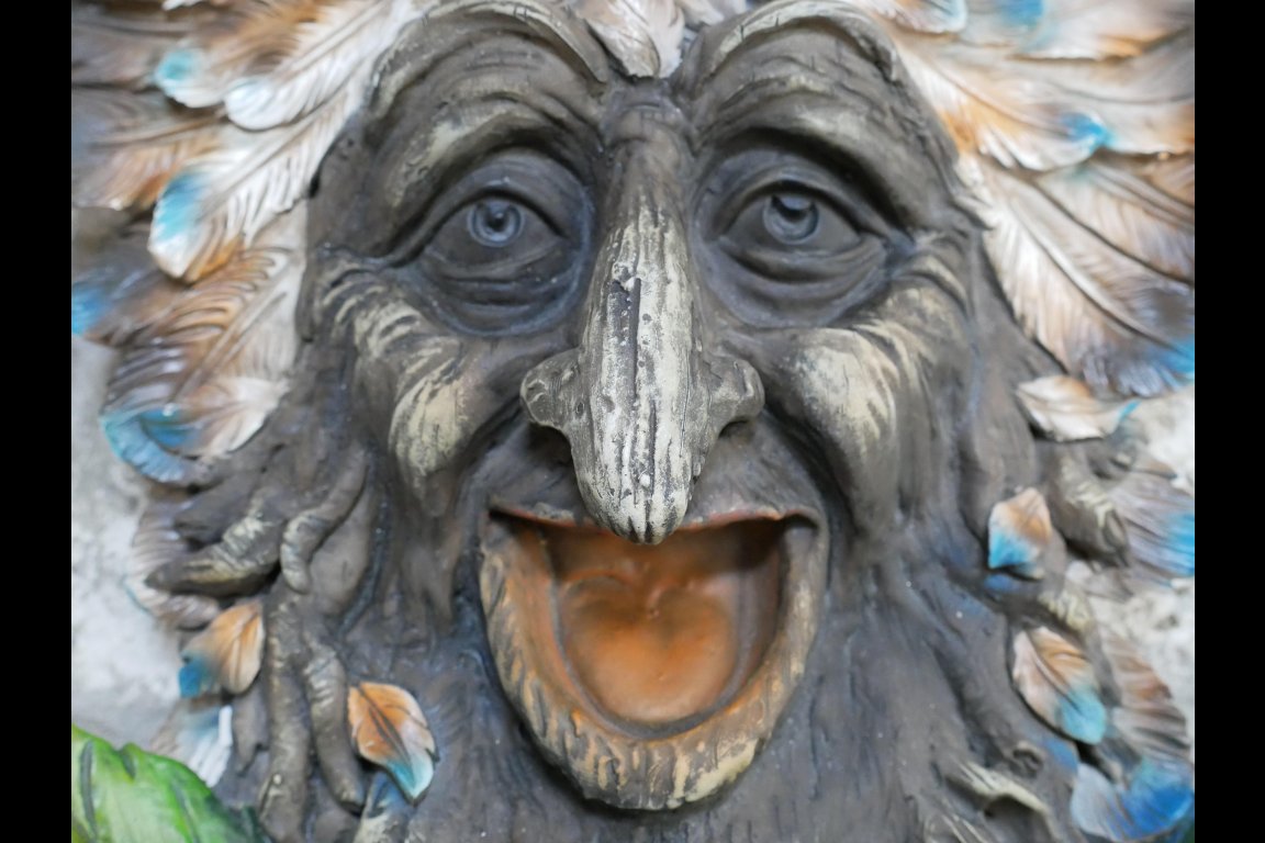 Treeman Bird Feeder