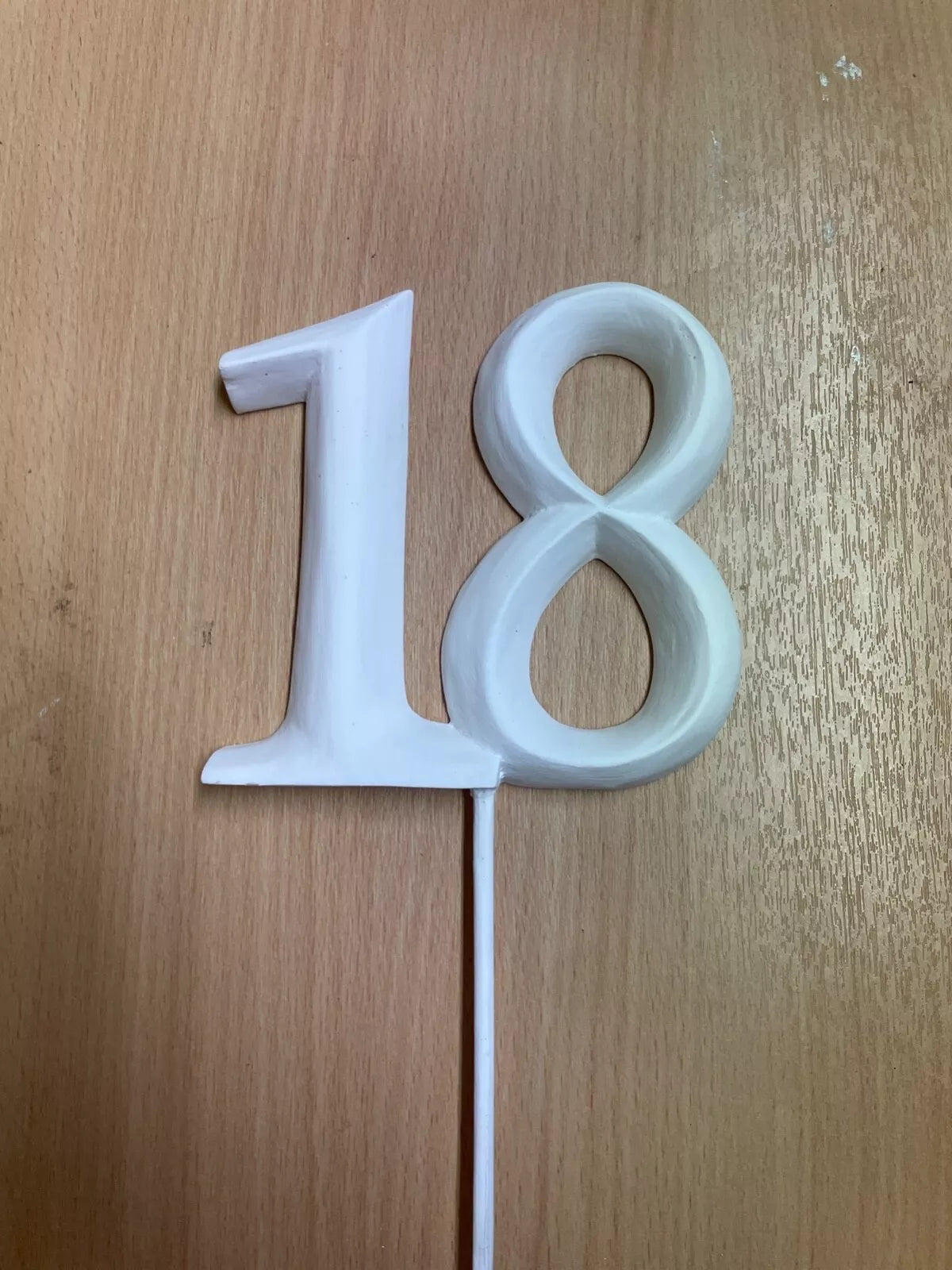 POSH GRAFFITI WHITE WOODEN NUMBER 18TH HAPPY BIRTHDAY CELEBRATIONS 46CM HIGH