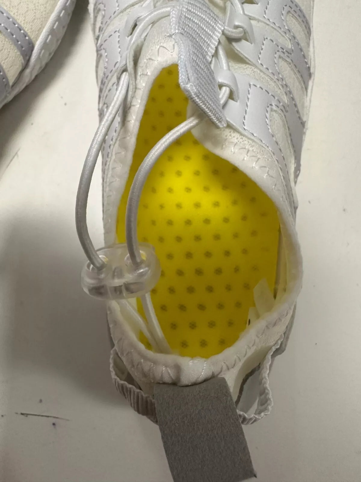 WHITE WATER SHOES QUICK DRY BAREFOOT BEACH SPORT SWIM SURF POOL NEW SIZE 6