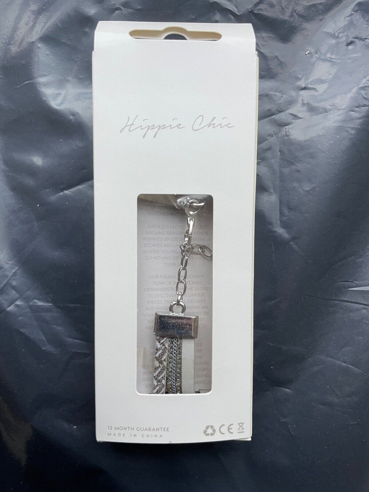 HIPPIE CHIC BRACELET WATCH WHITE / SILVER STRAP FESTIVAL BOX BRAND NEW