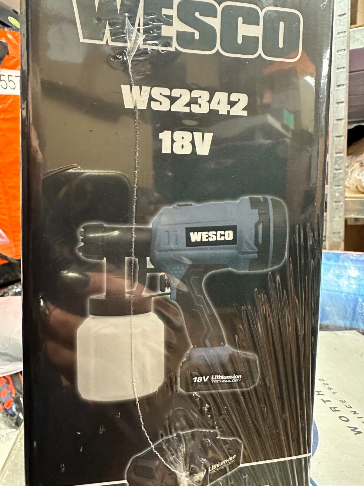 BRAND NEW WESCO 18V 2.0AH 500ML/MIN PAINT SPRAY GUN WITH 2.5MM NOZZLES WS2342