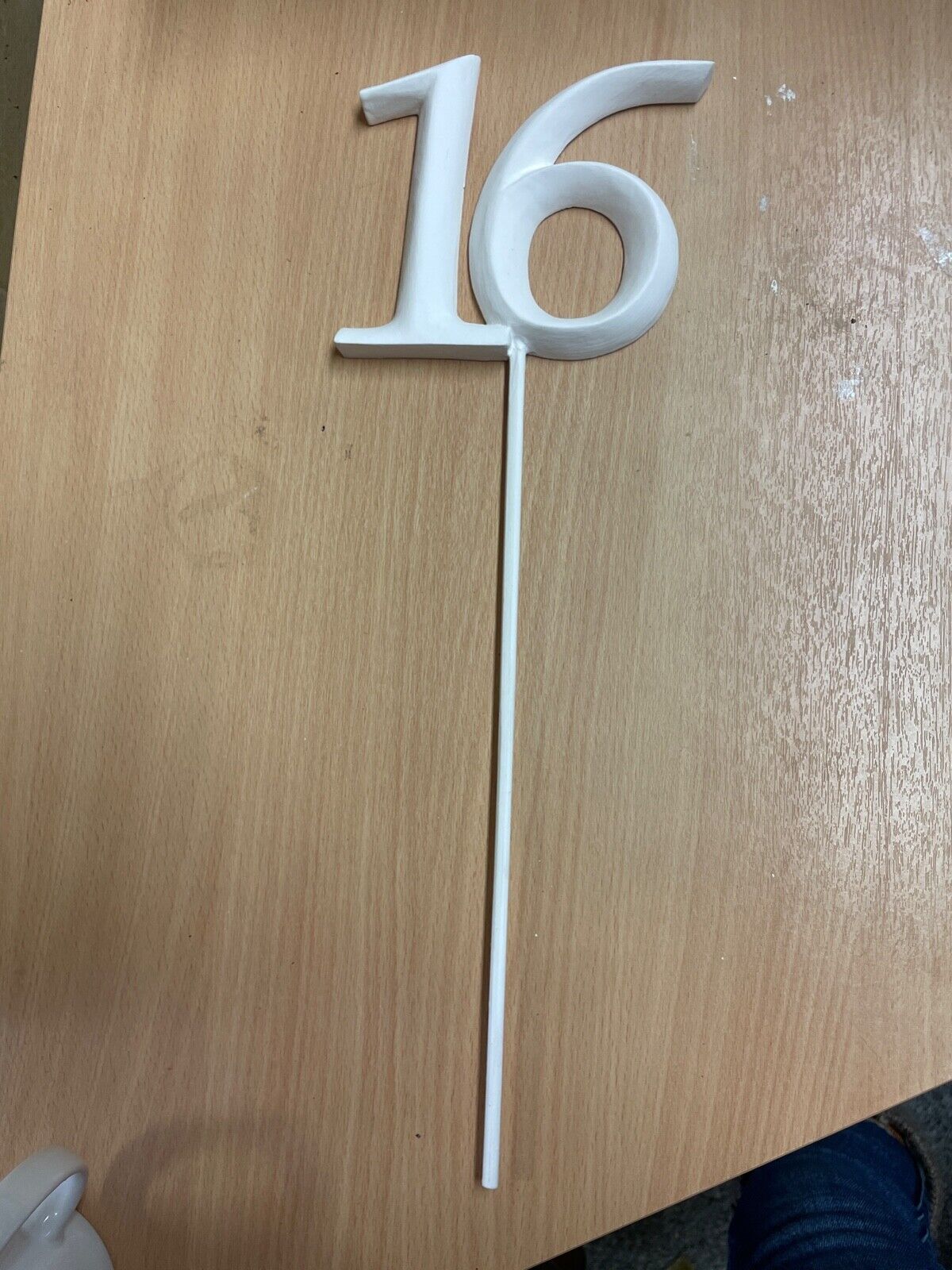 POSH GRAFFITI WHITE WOODEN NUMBER 16TH HAPPY BIRTHDAY CELEBRATIONS 46CM HIGH