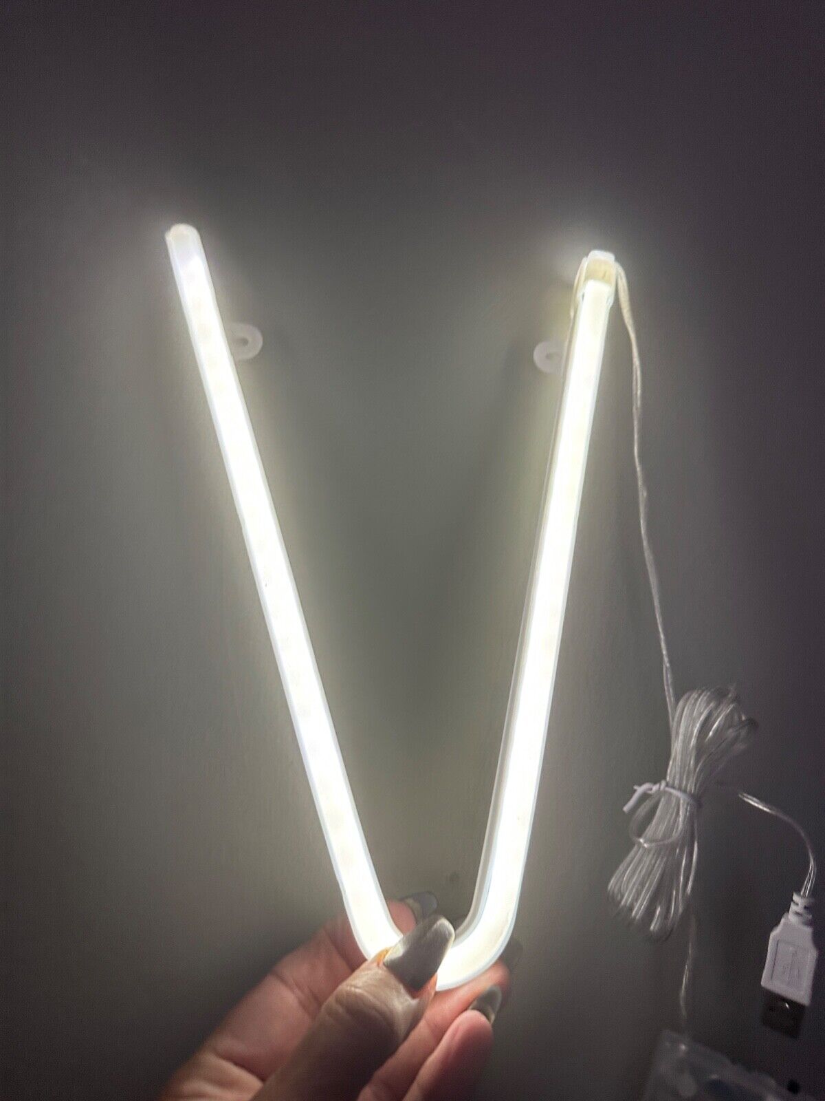LETTER V NEON LED LIGHT CREATIVE MONOGRAM LETTERS LAMP HOME DECOR PART SIGN USB
