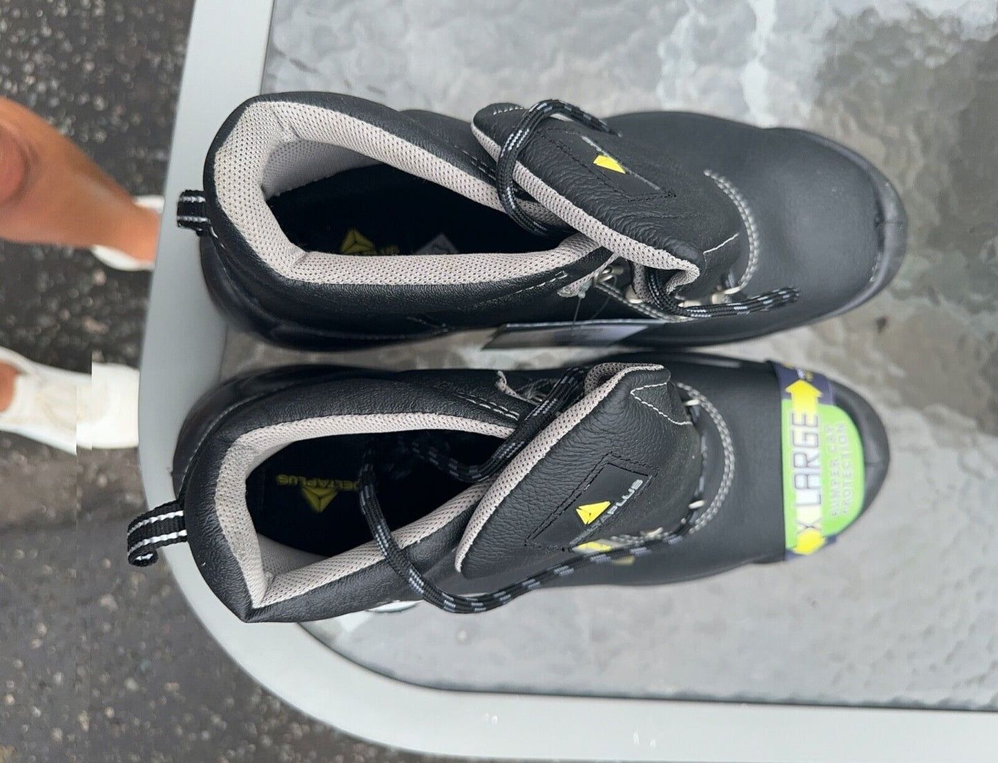 DELTAPLUS SAFETY WORK BOOT X LARGE STEEL TOE CAP LEATHER WATER RESISTANT SIZE 13
