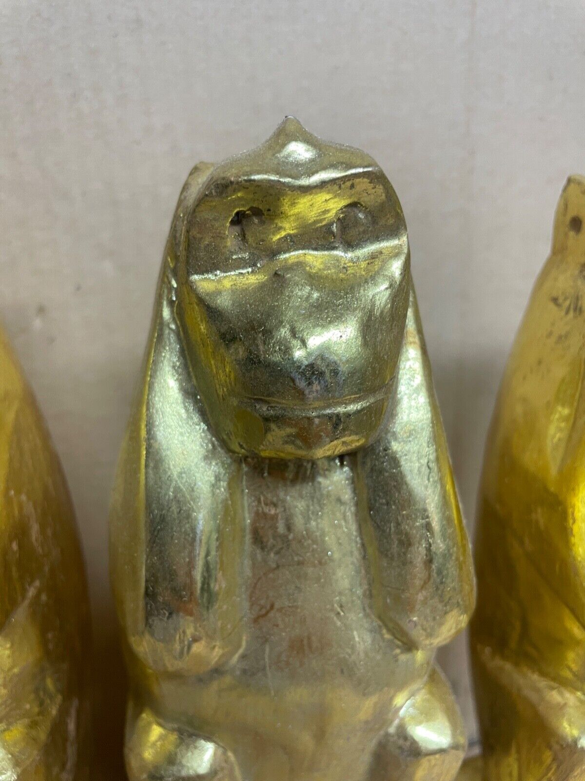 THREE WISE MONKEYS GOLD HAND CARVED SEE HEAR SPEAK NO EVIL 28CM POSH GRAFFITI