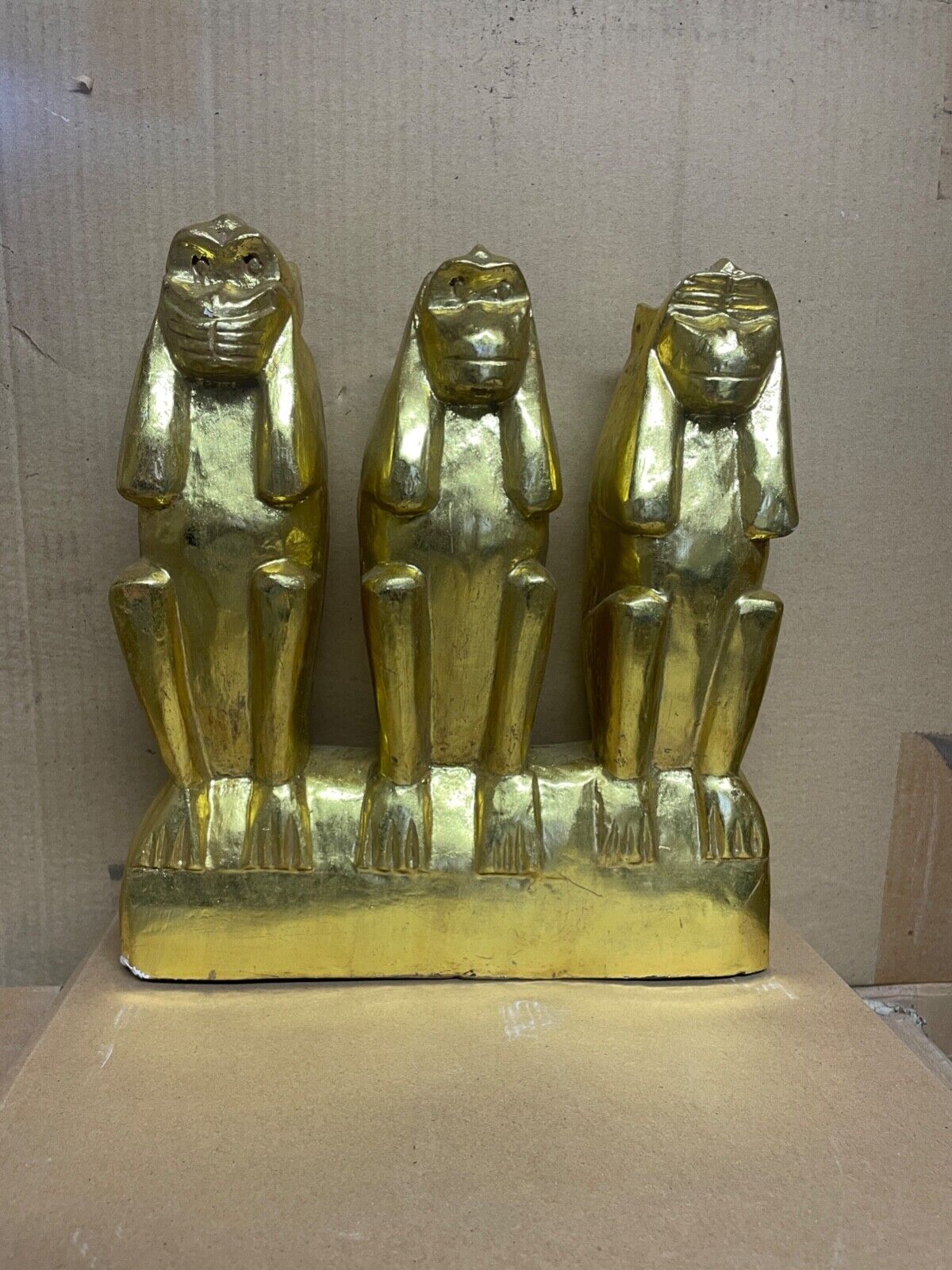 THREE WISE MONKEYS GOLD HAND CARVED SEE HEAR SPEAK NO EVIL 28CM POSH GRAFFITI