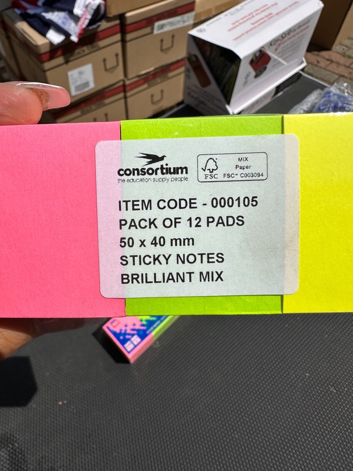 STICKY POST IT NOTES REMOVABLE NEON 50 X 40MM BRIGHT MEMO PADS 12 X 80 SHEETS