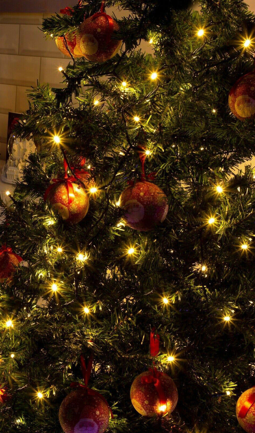 THE CHRISTMAS WORKSHOP LED WARM CHASER LIGHTS 200 IN/OUT STRING LIGHTS 8 MODES