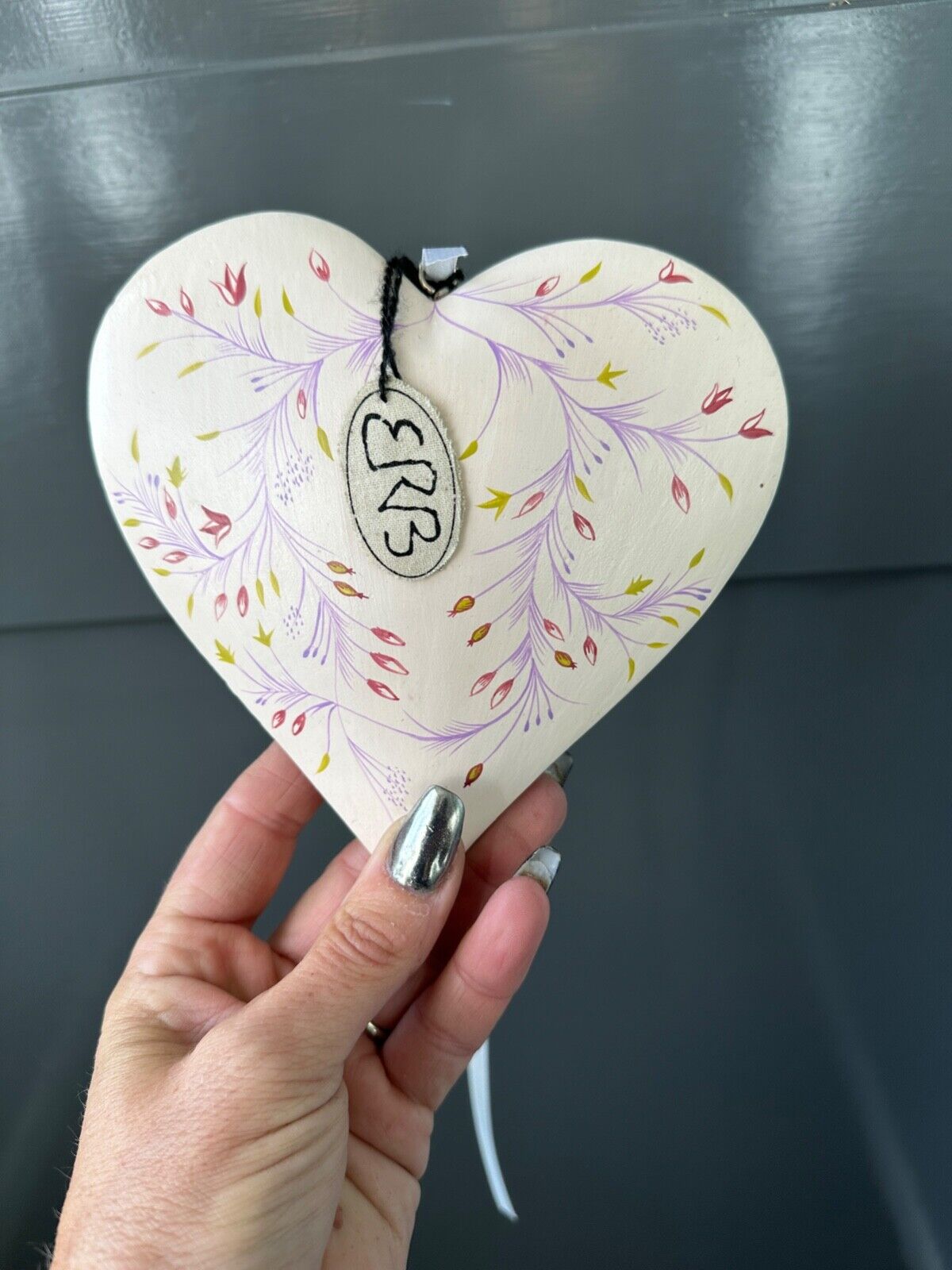 POSH GRAFFITI BEAUTIFUL WOOD FLORAL HEART RIBBON 17 X 17CM CHRISTMAS DECORATION