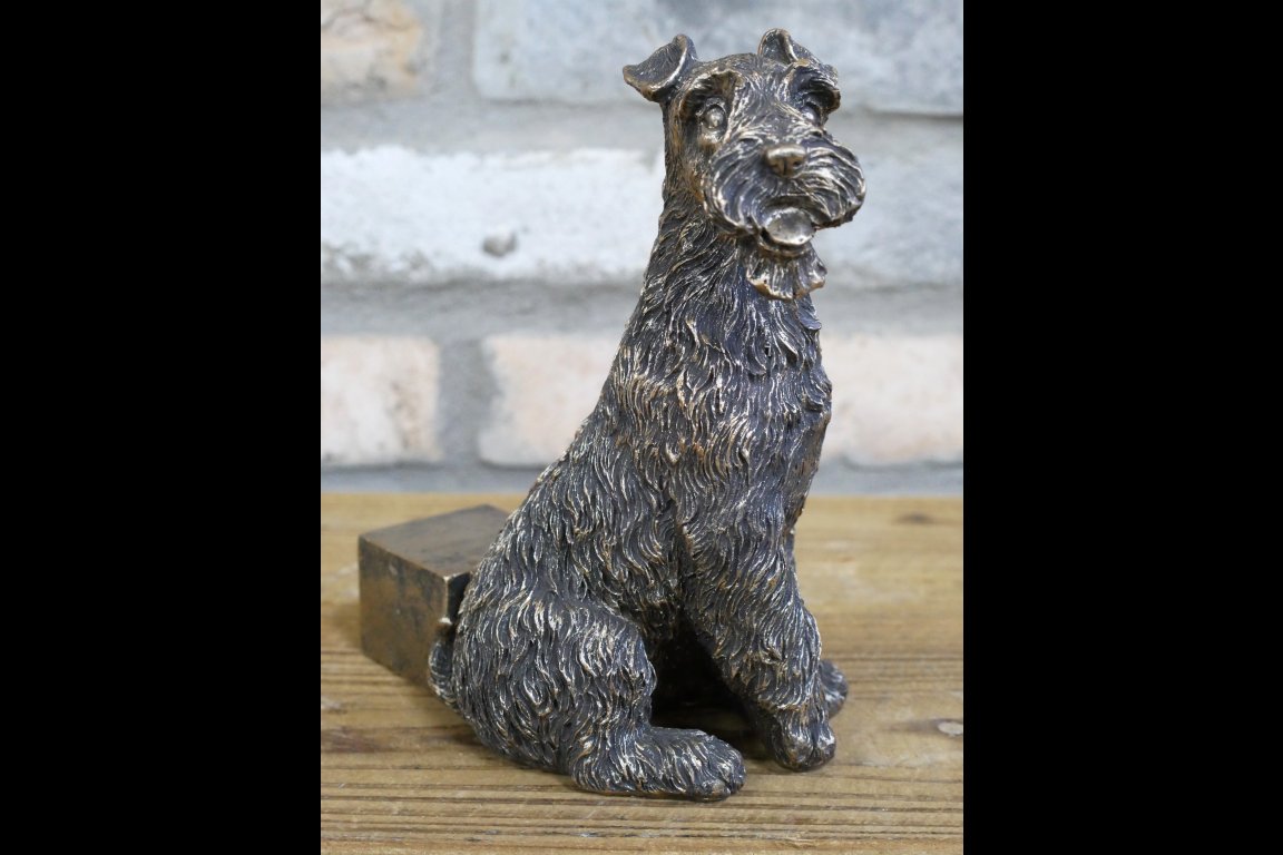 Terrier Pot Stand