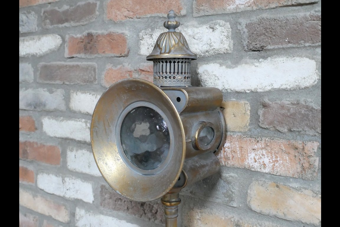 Wall Lantern