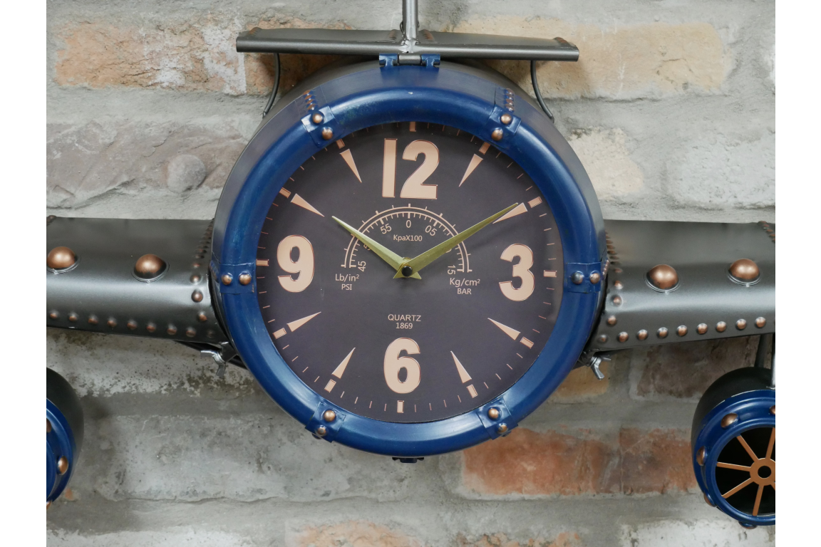 Aeroplane Clock