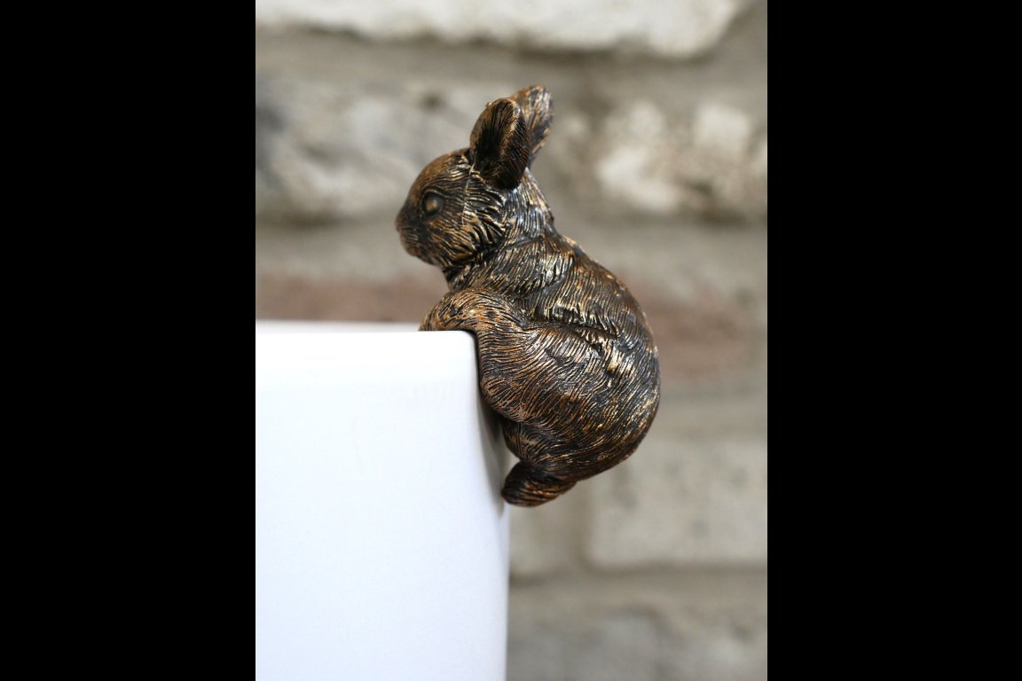 Rabbit Pot Hanger
