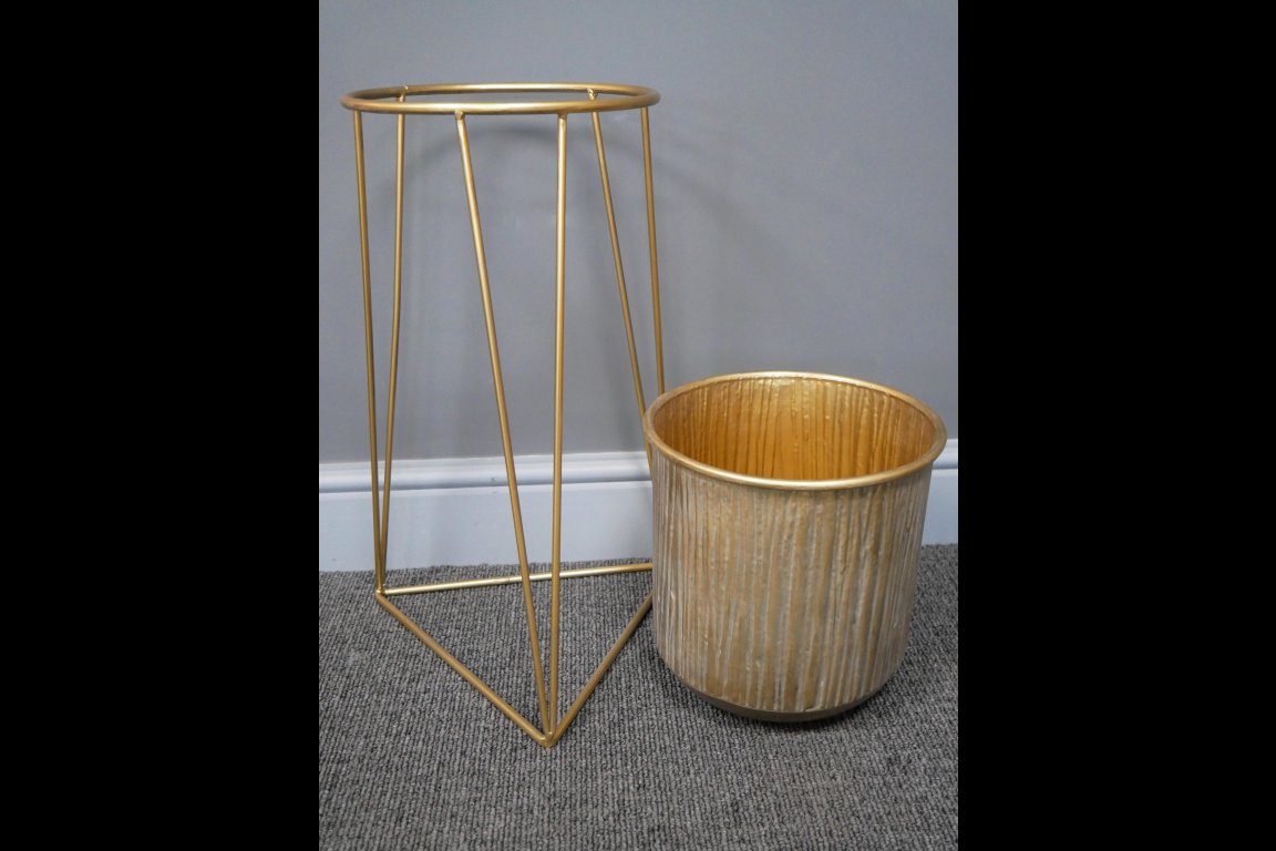 Plant Stand