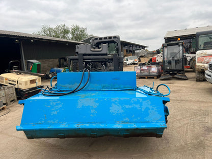 CONQUIP SWEEPER BUCKET SUITABLE FOR PALLET FORKS , IN WORKING ORDER