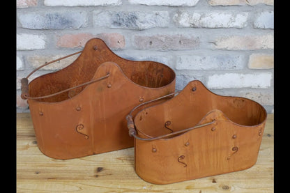 Set Of 2 Rusty Planters