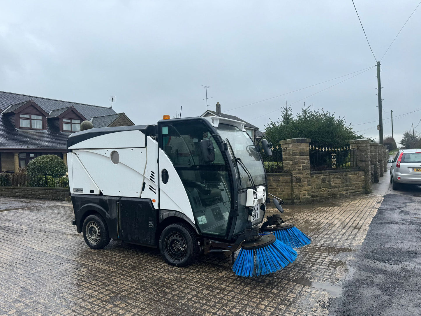 2012 JOHNSTON CN101 COMPACT ROAD SWEEPER