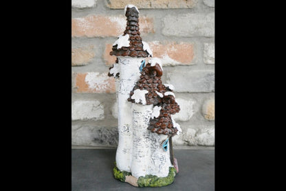 Pine Cone House (Large)