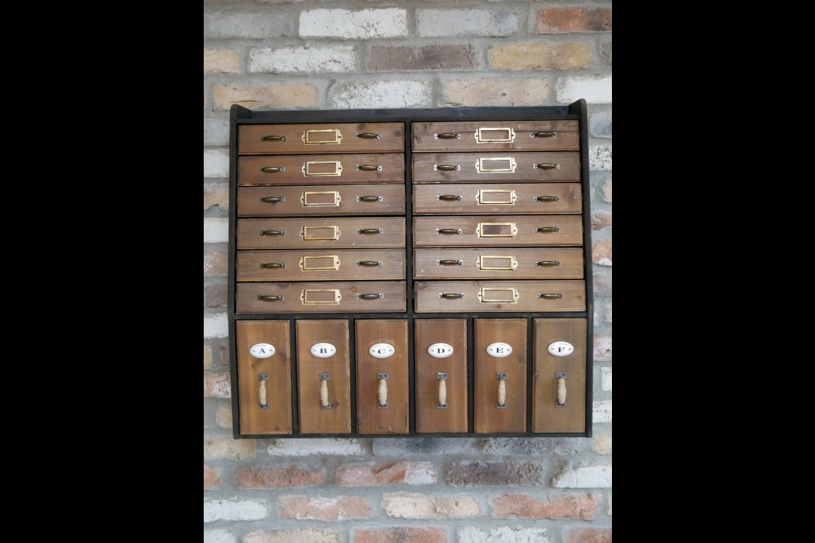 Wall Storage Unit