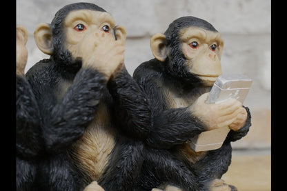 Four Monkeys